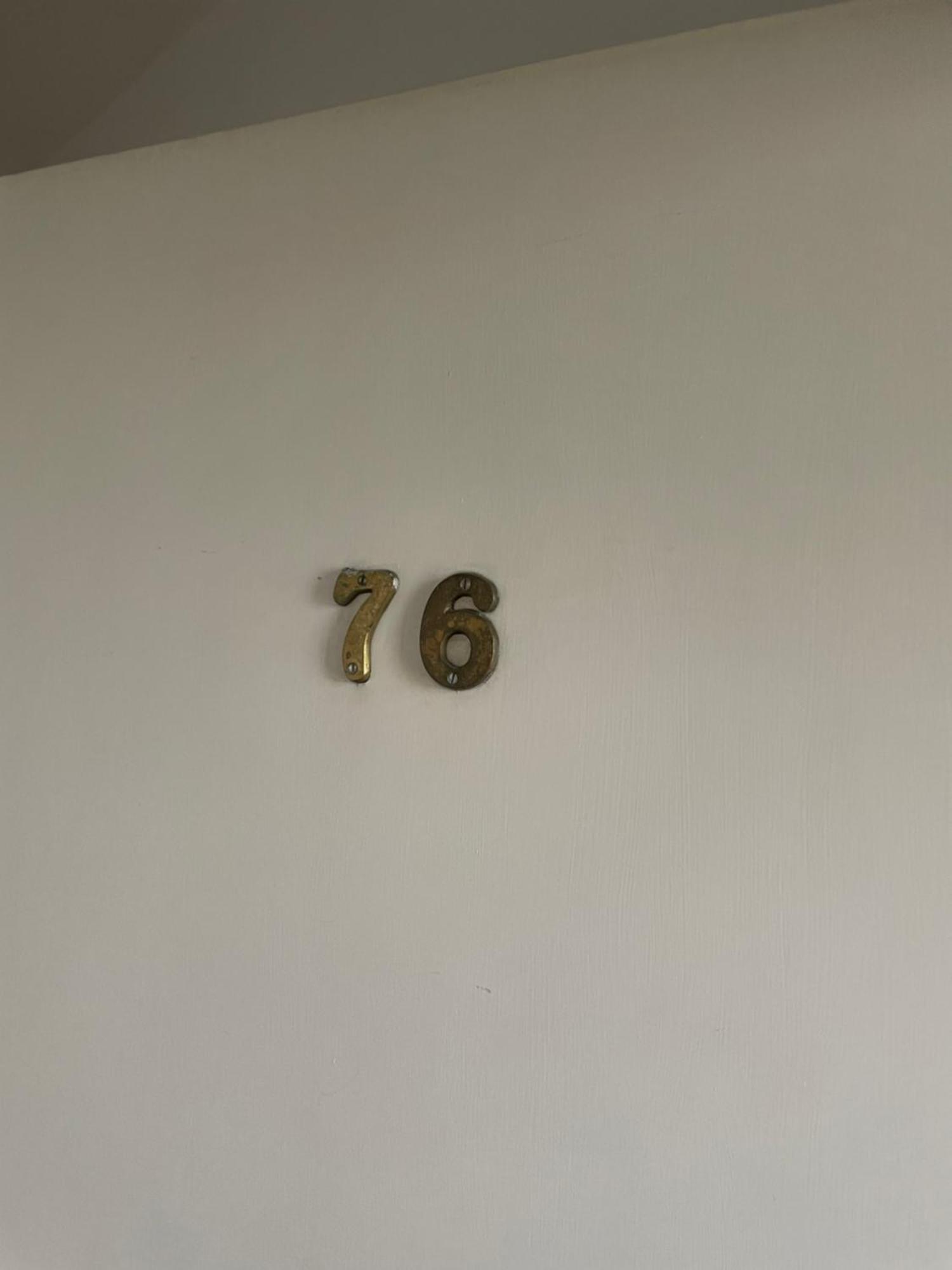 Retro Motel Malyi エクステリア 写真